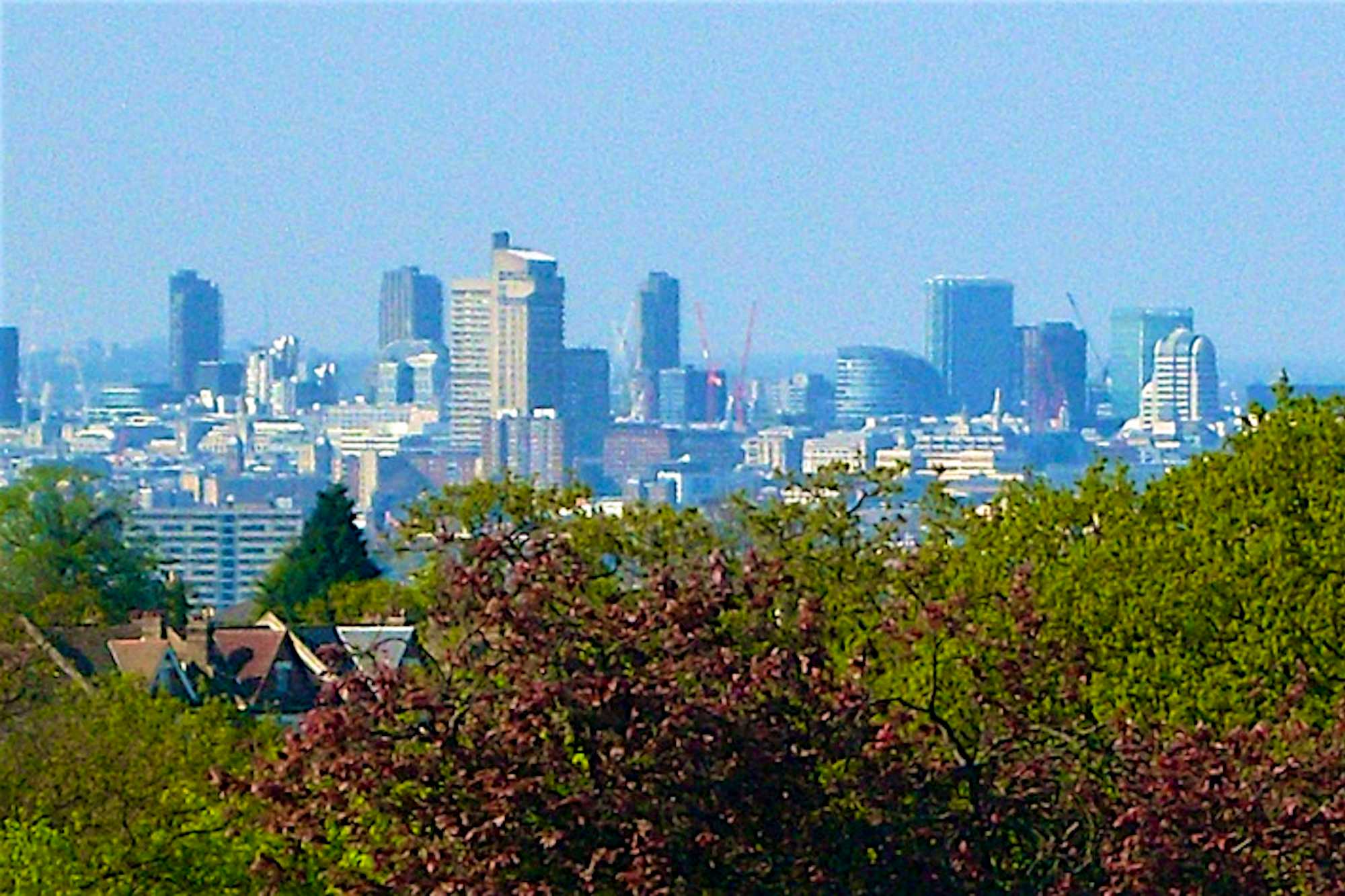 Vistas de Londres desde los jardines del museo Horniman