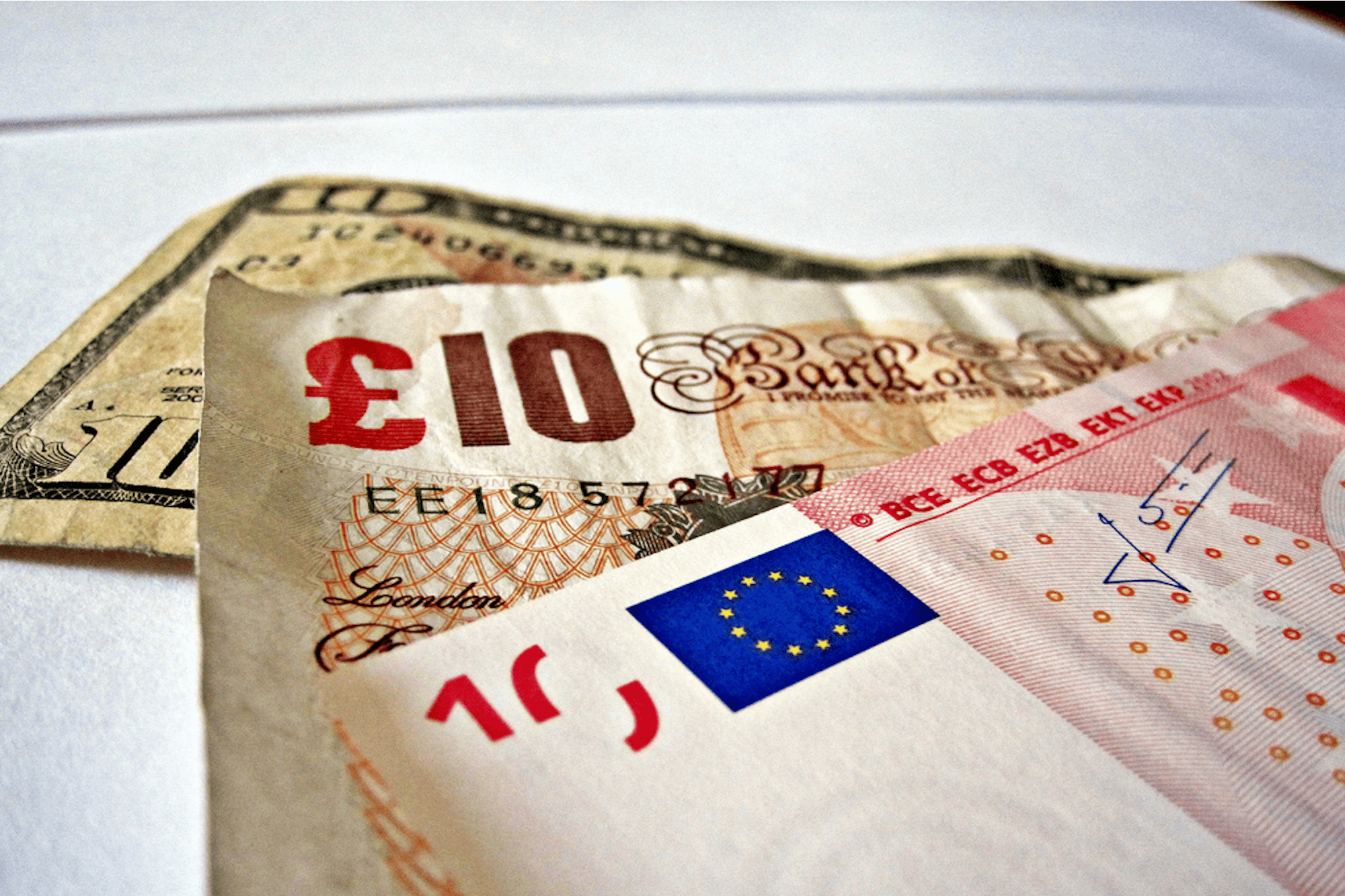 moneda-cambio-divisas-dinero-londres-forex_tuescapada-eu
