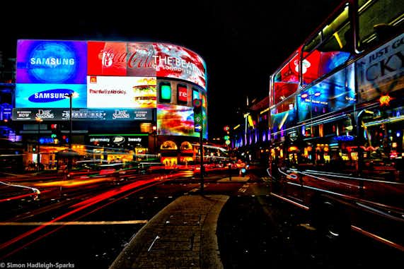Horarios comerciales Londres 1 horarios comerciales piccadilly circus londres tuescapada eu