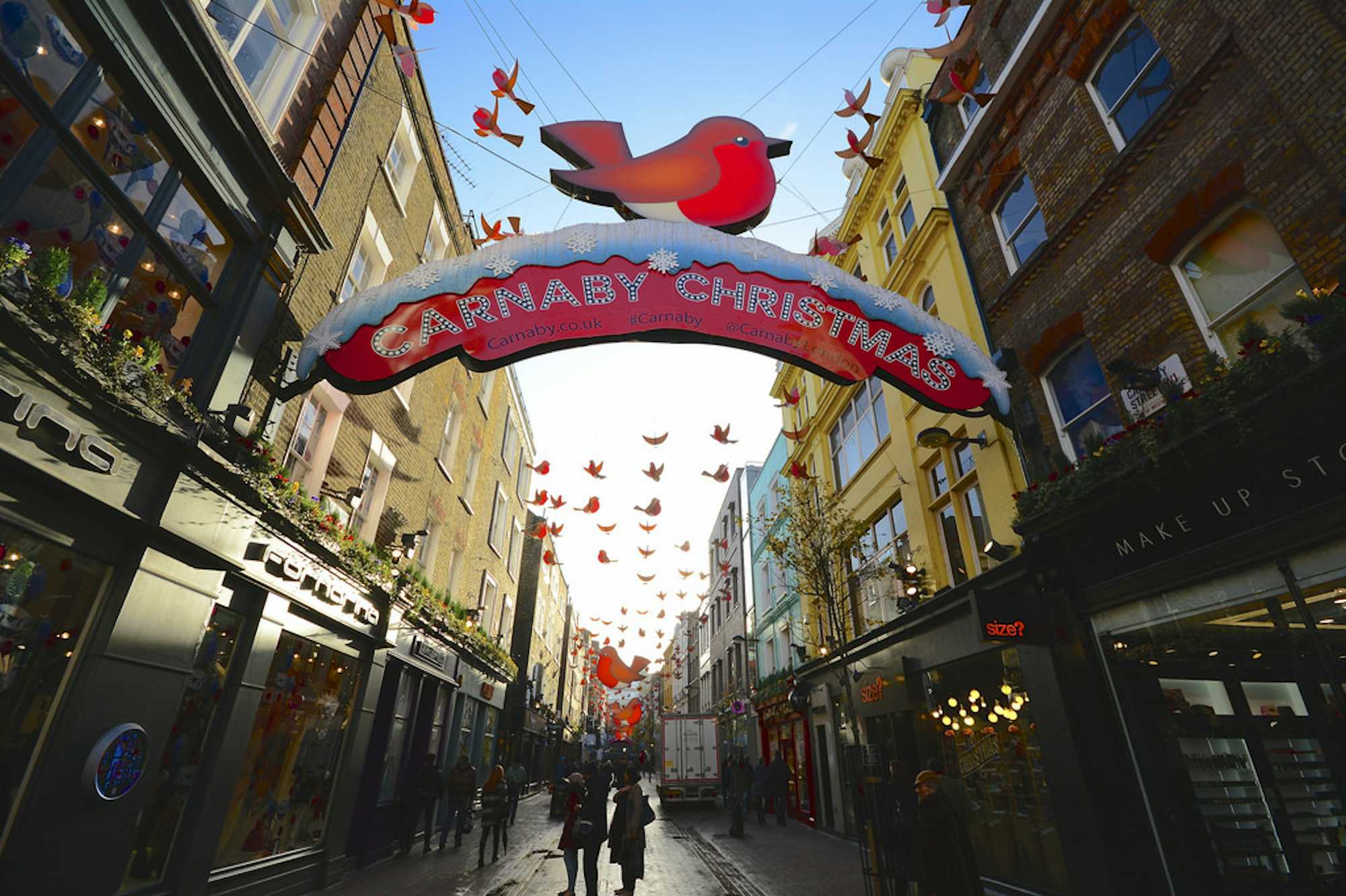 christmas-London-2013-13606540403-72e16c5f8f-b-tuescapada.eu-