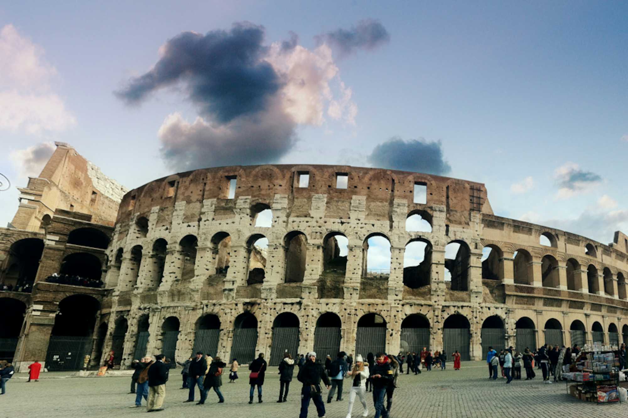 Roma coliseo panorama Dias Festivos en Roma