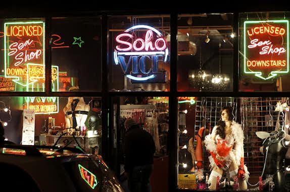 Salir de noche en Londres 11 Salir de noche en Londres Soho Vice Pub tuescapada eu