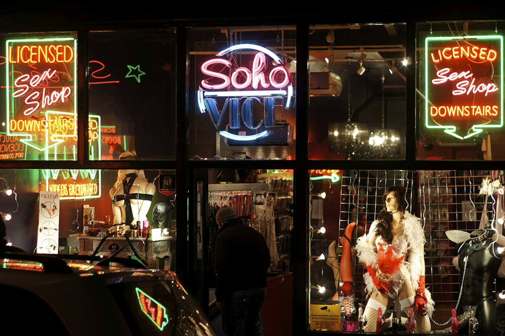 Salir-de-noche-en-Londres-Soho-Vice-Pub_tuescapada-eu