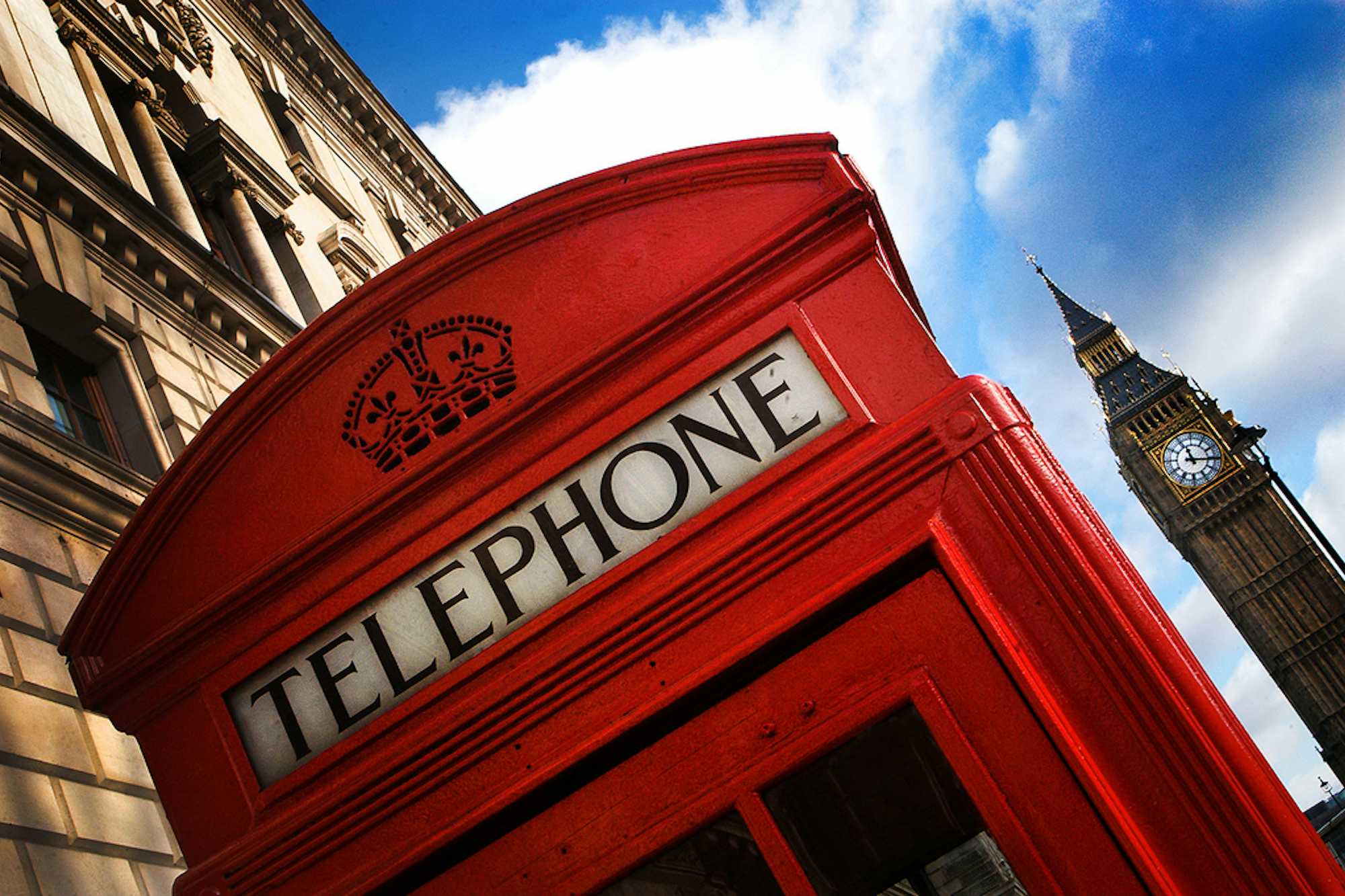 Cabinas rojas de Londres típicas Big Ben