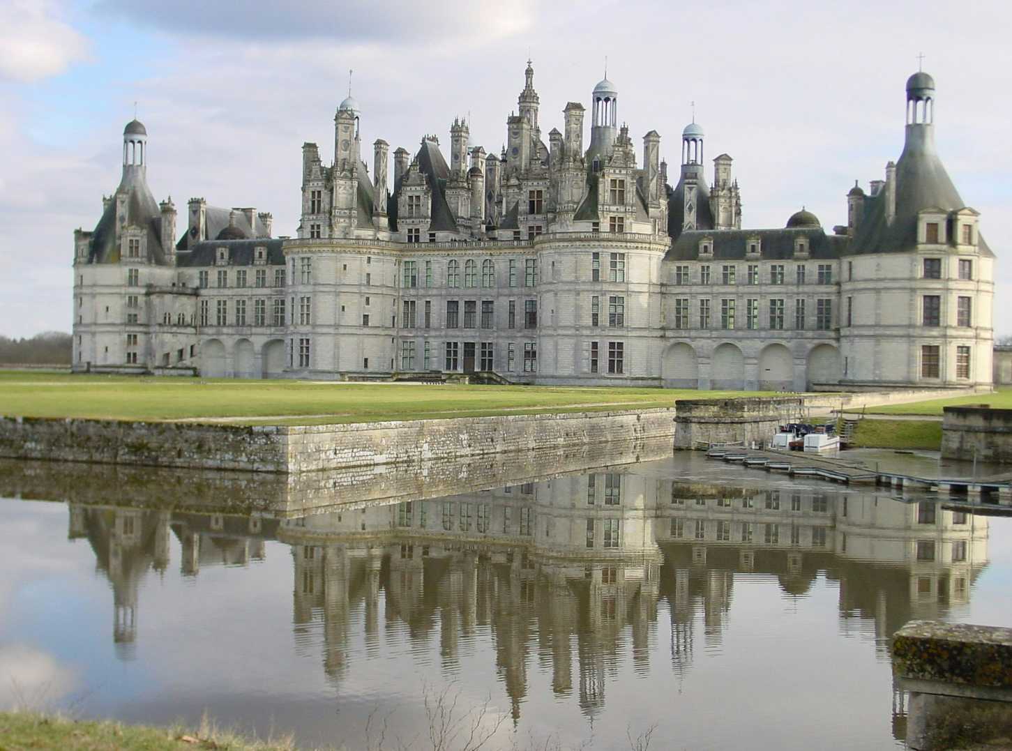 Cómo visitar gratis los museos de París: días, información y requisitos 12 valle del loira castillo chambord