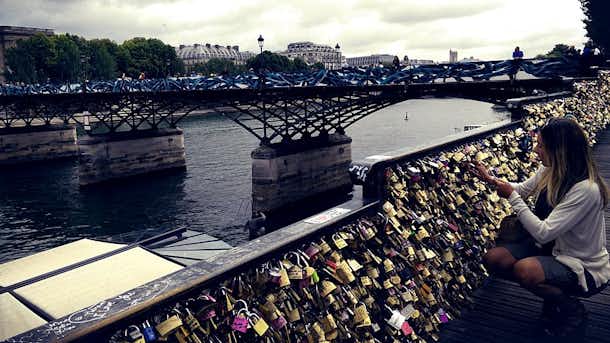 Puente de los enamorados de París sin candados del amor 1 Candados del amor Puente las Artes
