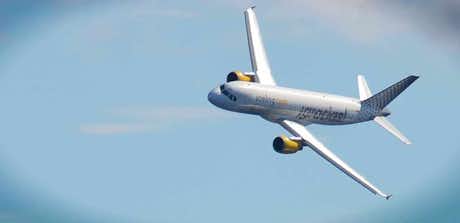 Huelga en septiembre: Iberia Express, Vueling, Ryanair, easyJet,… viajeros en jaque 5 vuelan 1 miilon vuelos baratos