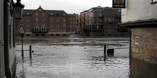 Inundaciones en el norte del Reino Unido 5 inundaciones reino unido crecida rio york