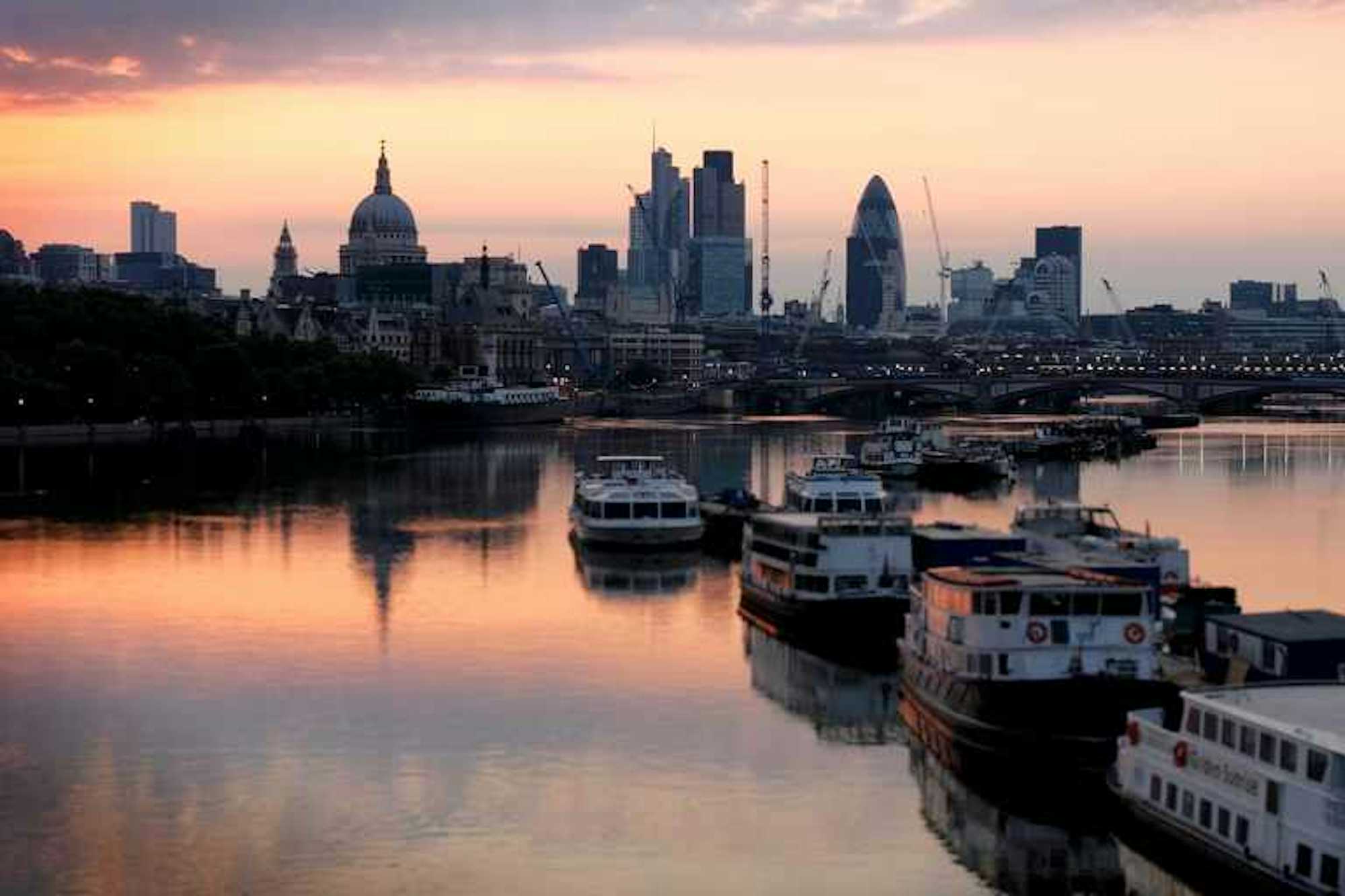 amanecer tamesis londres