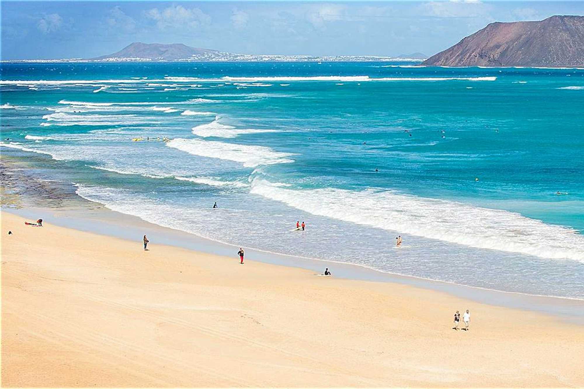 escapada fuerteventura playas corralejo