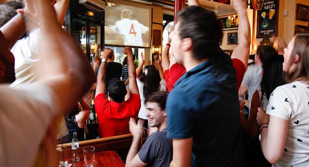 Dónde ver los partidos de la Eurocopa en París 8 bares para ver futbol en paris