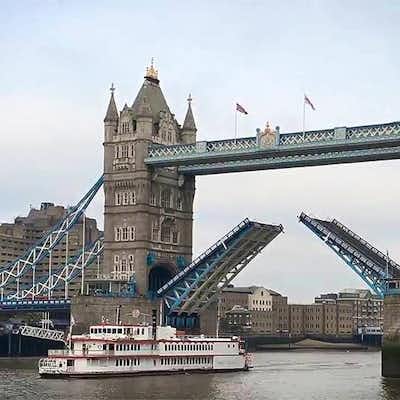 apertura puente torre londres