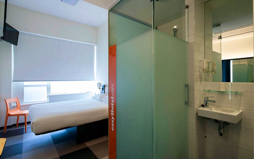easyhotel amsterdam arena habitaciones
