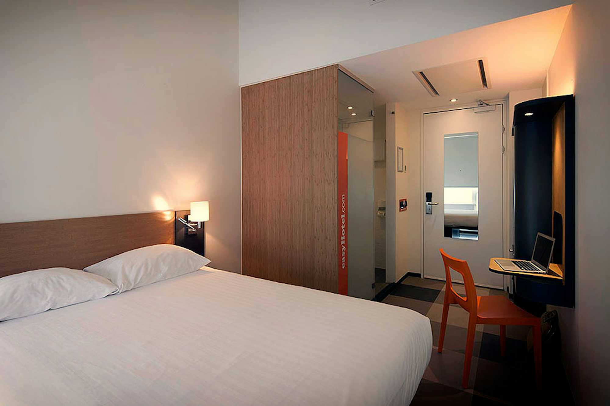 easyhotel amsterdam arena habitaciones