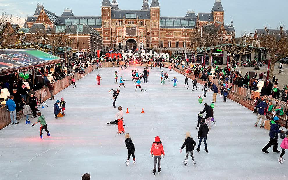 Ámsterdam en Invierno: patinar en Museumplein donde patinar amsterdam museumplein