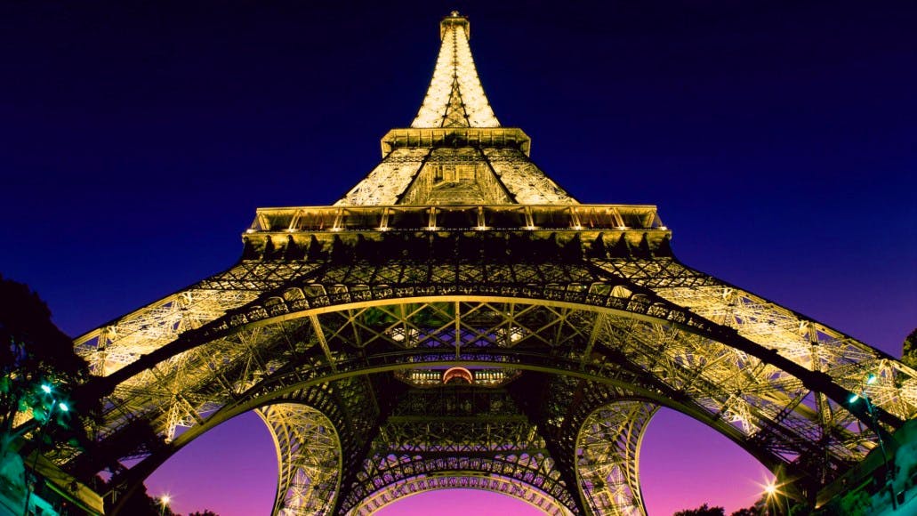 vista nocturna de paris torre eiffel de noche