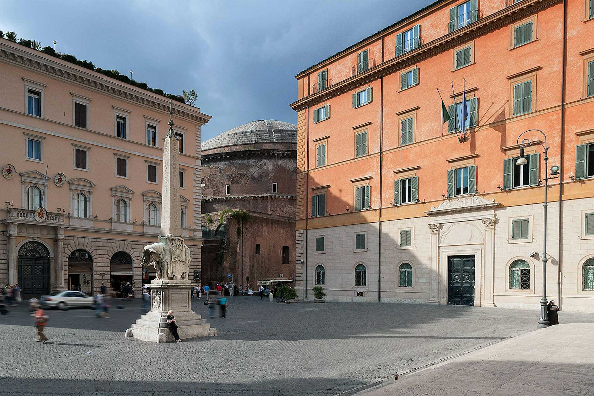 piazza della minerva y panteon roma