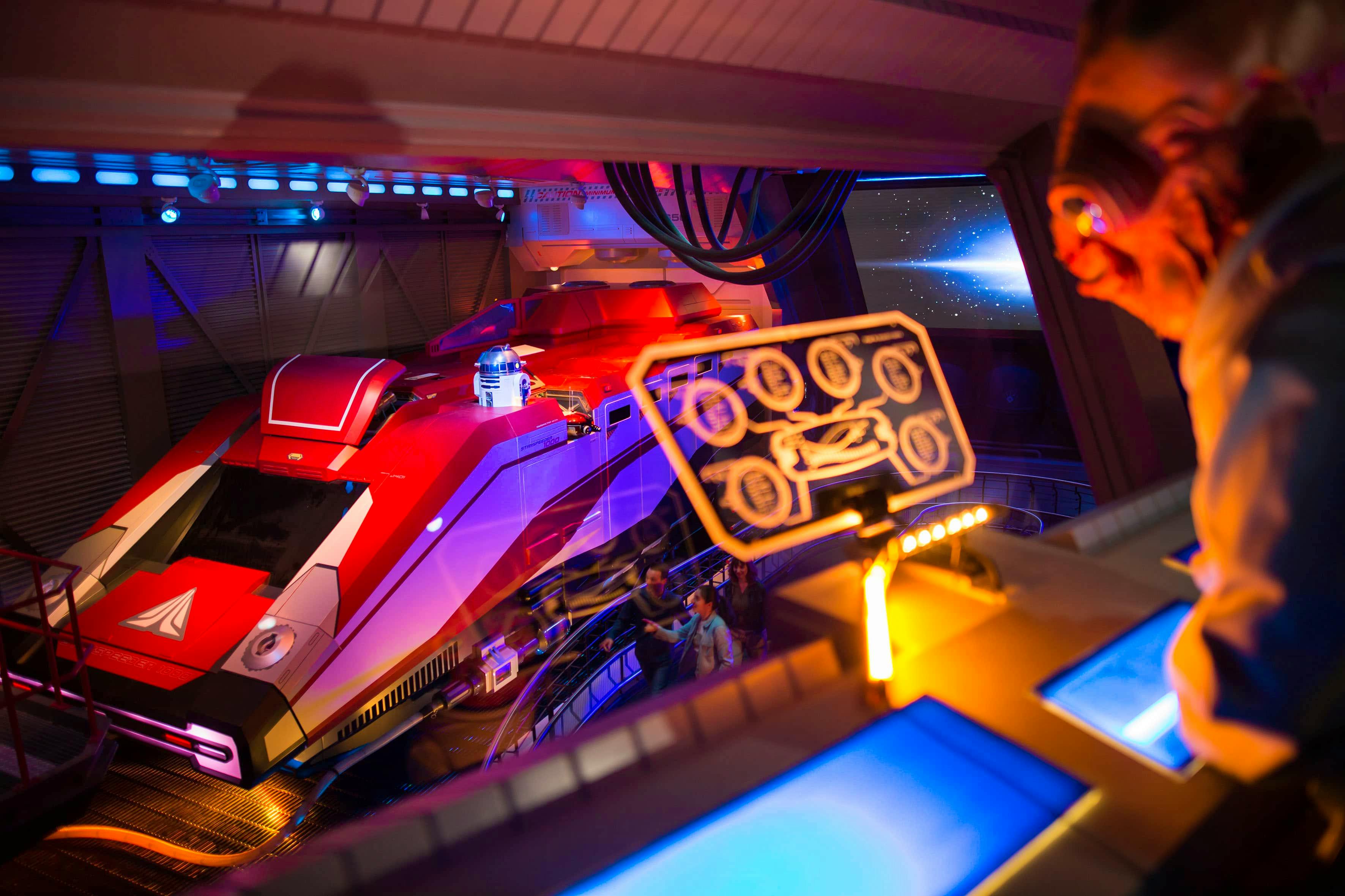 Atracciones imprescindibles Disneyland Paris – Simulador Stars Tour