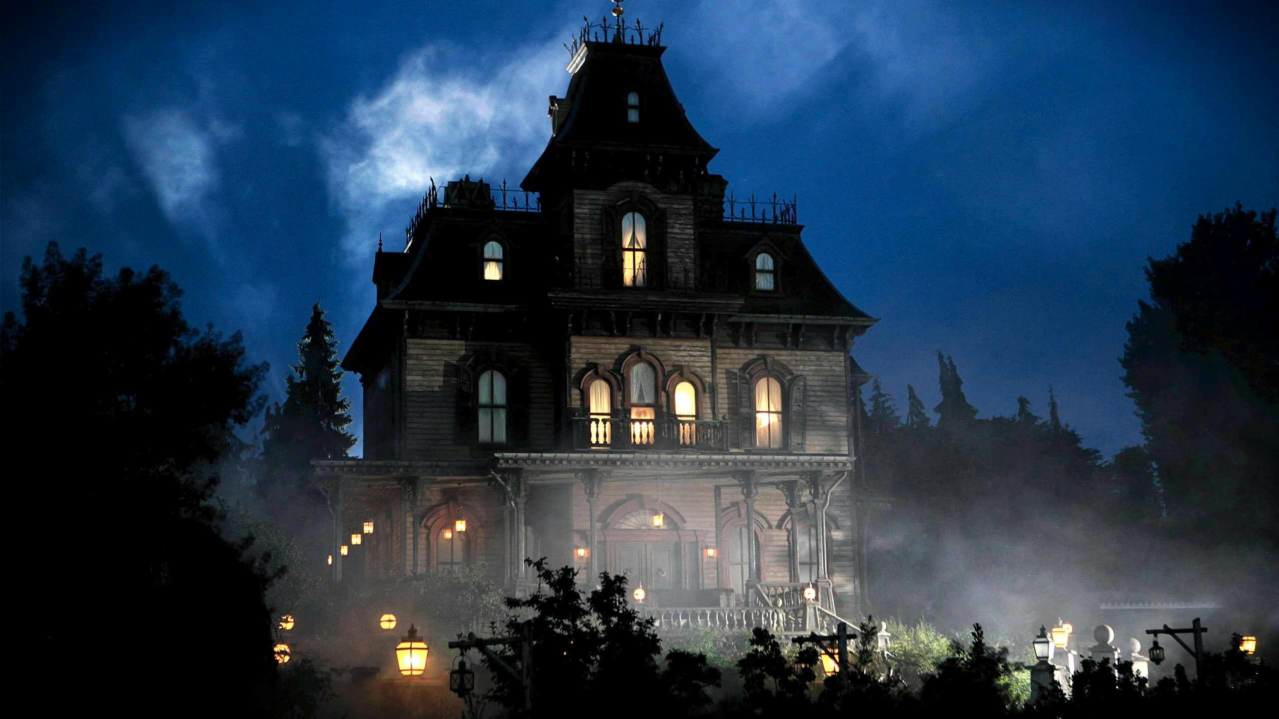 atracción phantom manor disneyland parís