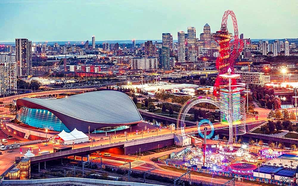Noche de las hogueras en Londres desde Torre Orbit