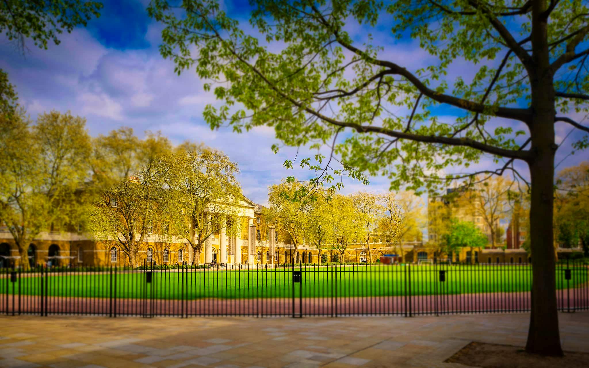 visitar museos gratis londres saatchi gallery