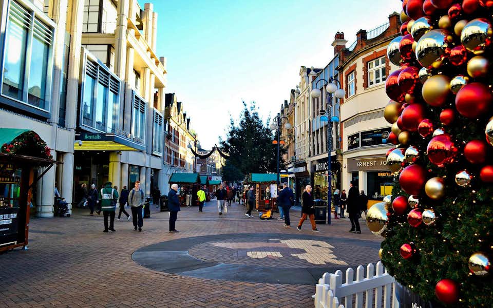 Ver luces Navidad Londres: Kingston Upon Thames