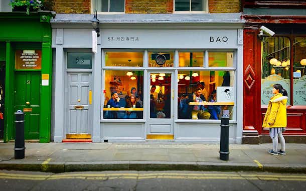 ¡Así puedes comer en Londres por menos de 7 euros!: recomendación de 11 restaurantes buenos y baratos 9 Restaurantes Baratos Londres Bao London