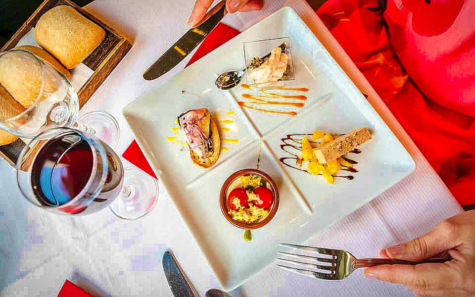 Crucero Rio Sena Paris con comidas