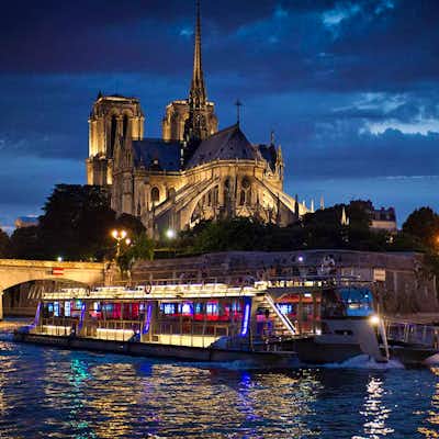 Crucero Anochecer Rio Sena Paris Bateaux Parisiens