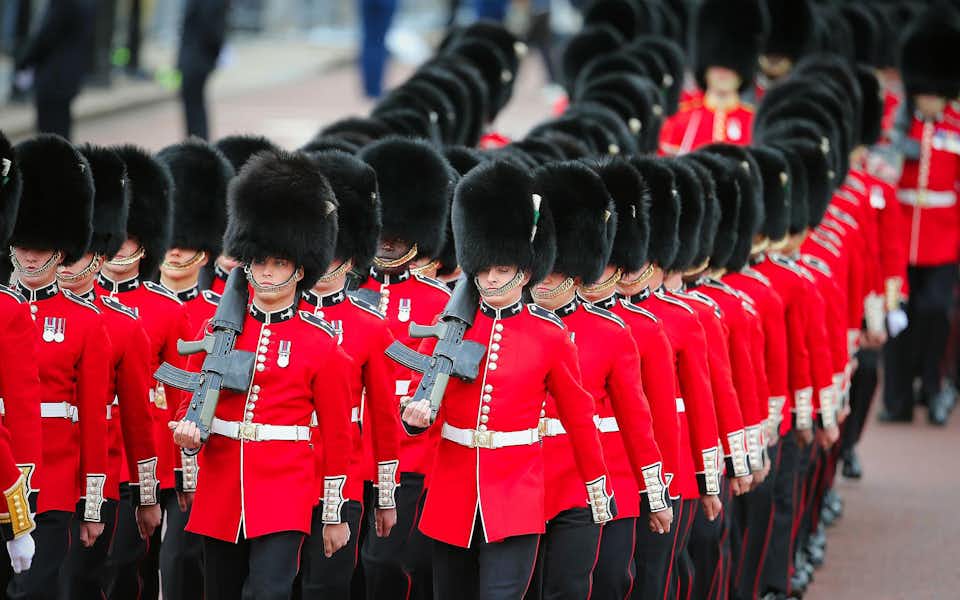 Londres en abril – Cambio guardia Windsor Londres Londres en abril – Cambio guardia Windsor Londres