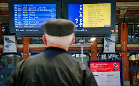 Cómo te afectan las huelgas en Francia: qué hacer si no puedes viajar en avión o tren esta semana 12 Huelga de Trenes en Francia Trenes cancelados SNCF