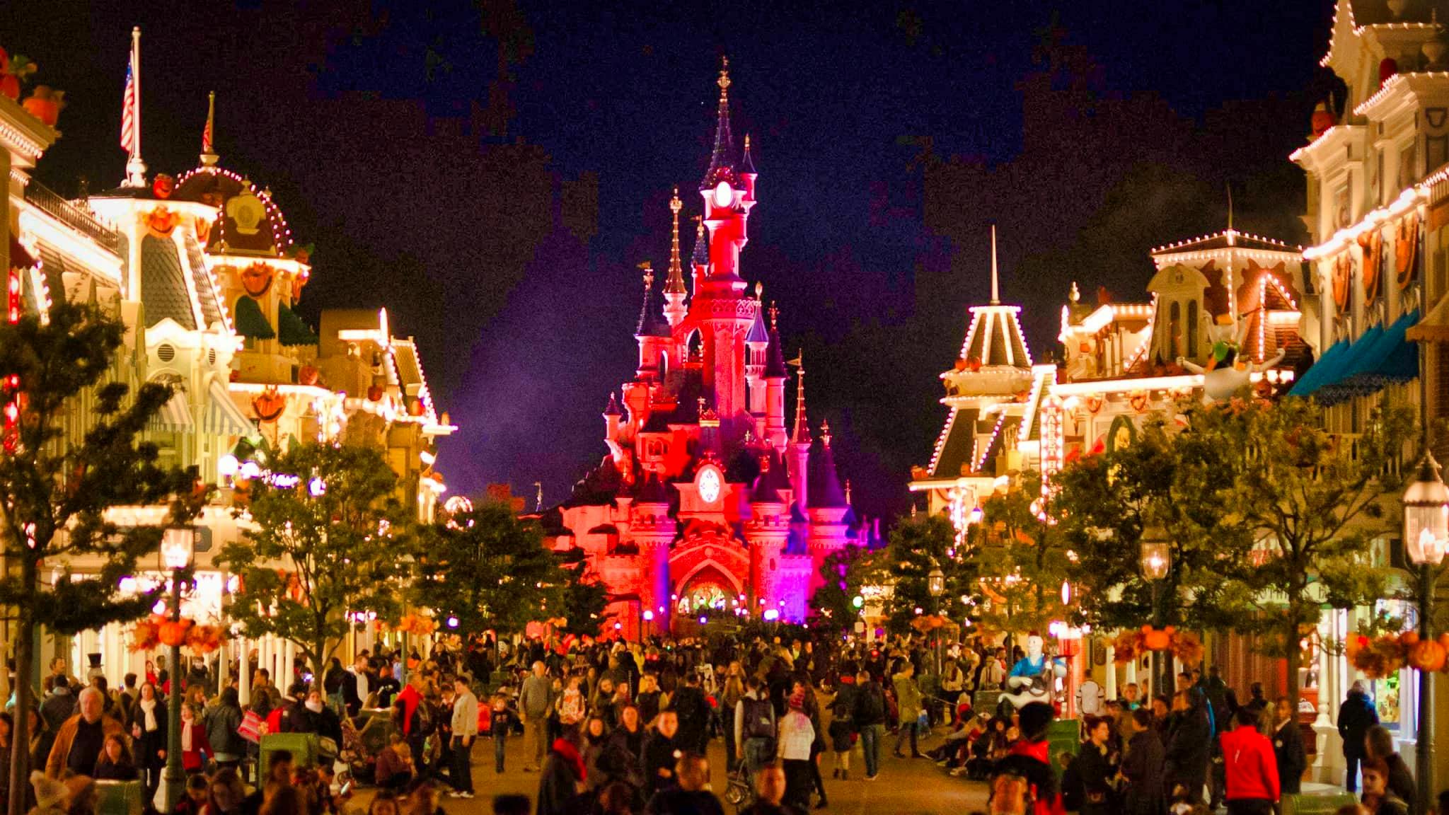 Fiesta Halloween 2018 Main Street USA y Castillo Disneyland Paris