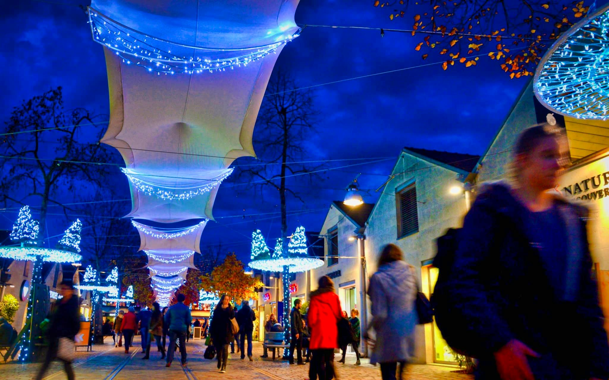 Luces Navidad Bercy Village Paris