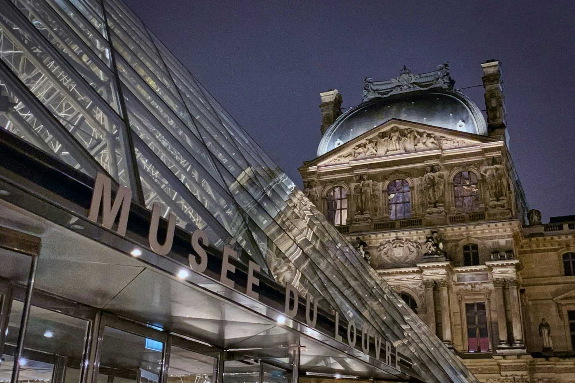 Visitar Gratis Museo Louvre Sabado Noche Paris