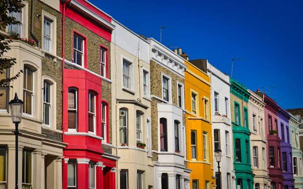 Notting Hill: más allá de Portobello hay casitas de colores y un paseo por rincones secretos 10 Casas Lancaster Road Notting Hill Londres