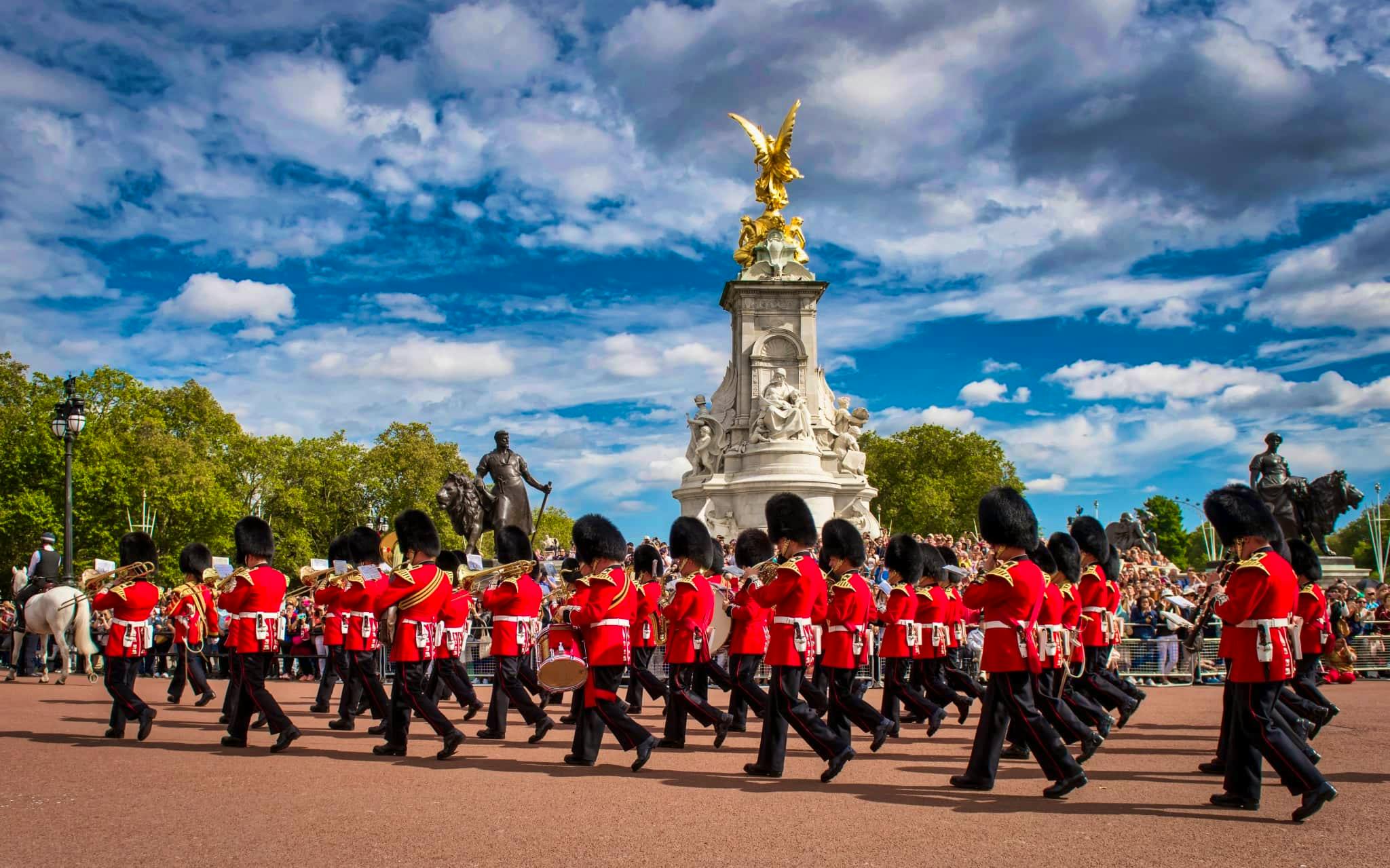 Cambio Guardia Victoria Memorial Londres