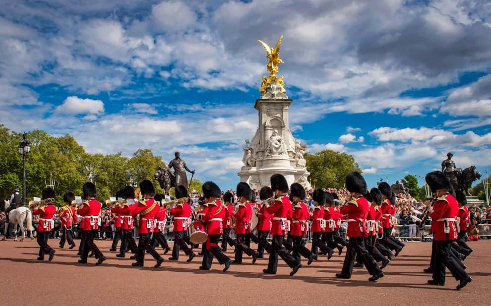 Qué hacer en Londres Julio 2026 — Cambio de Guardia Buckingham Palace Cambio Guardia Victoria Memorial Londres