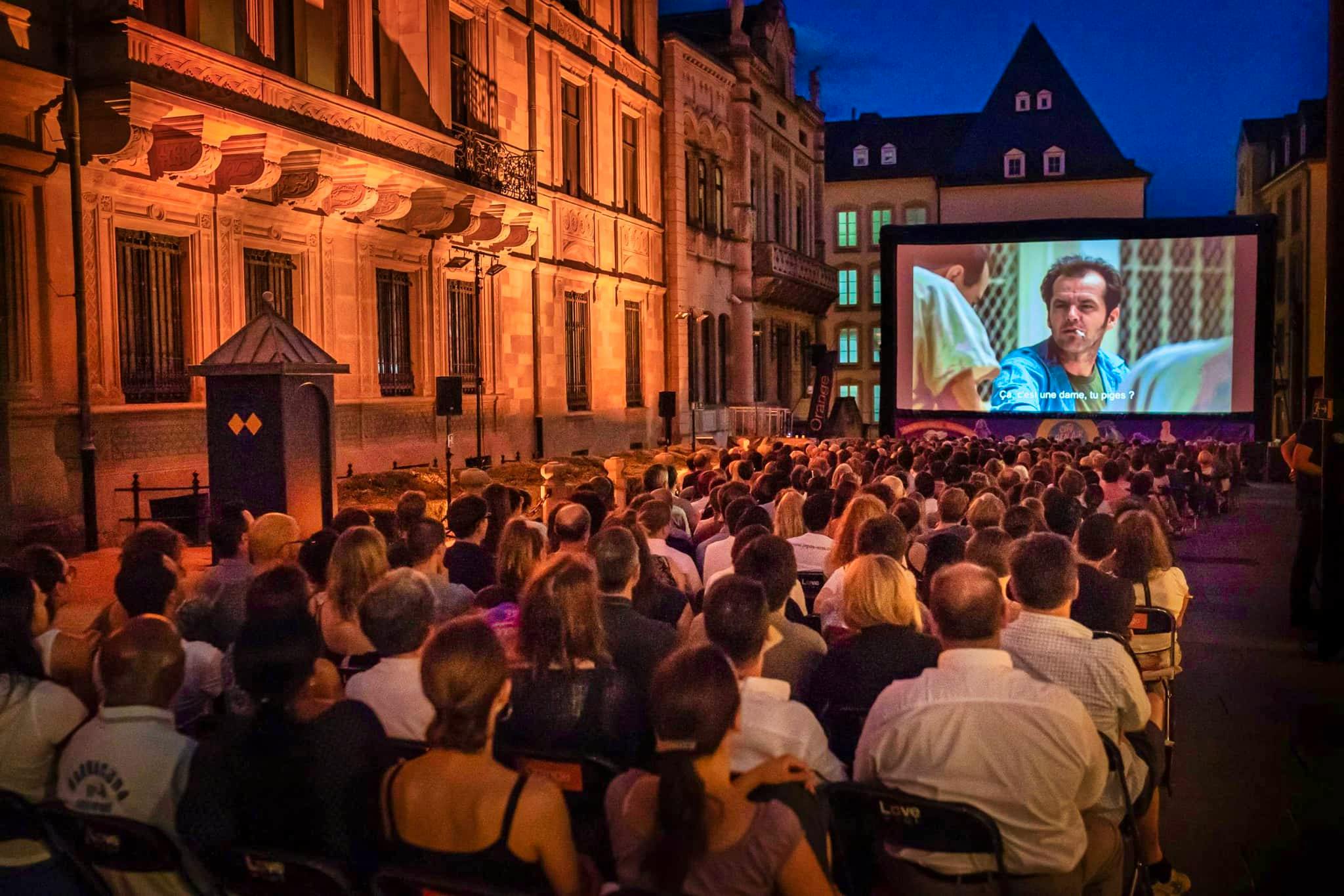 Cinema Au Clair De Lune Paris