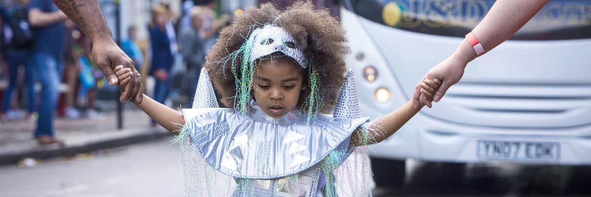 Carnaval Notting Hill - Guía esencial 2026 — Carnaval infantil con niños Dia Familar Carnaval Notting Hill Londres