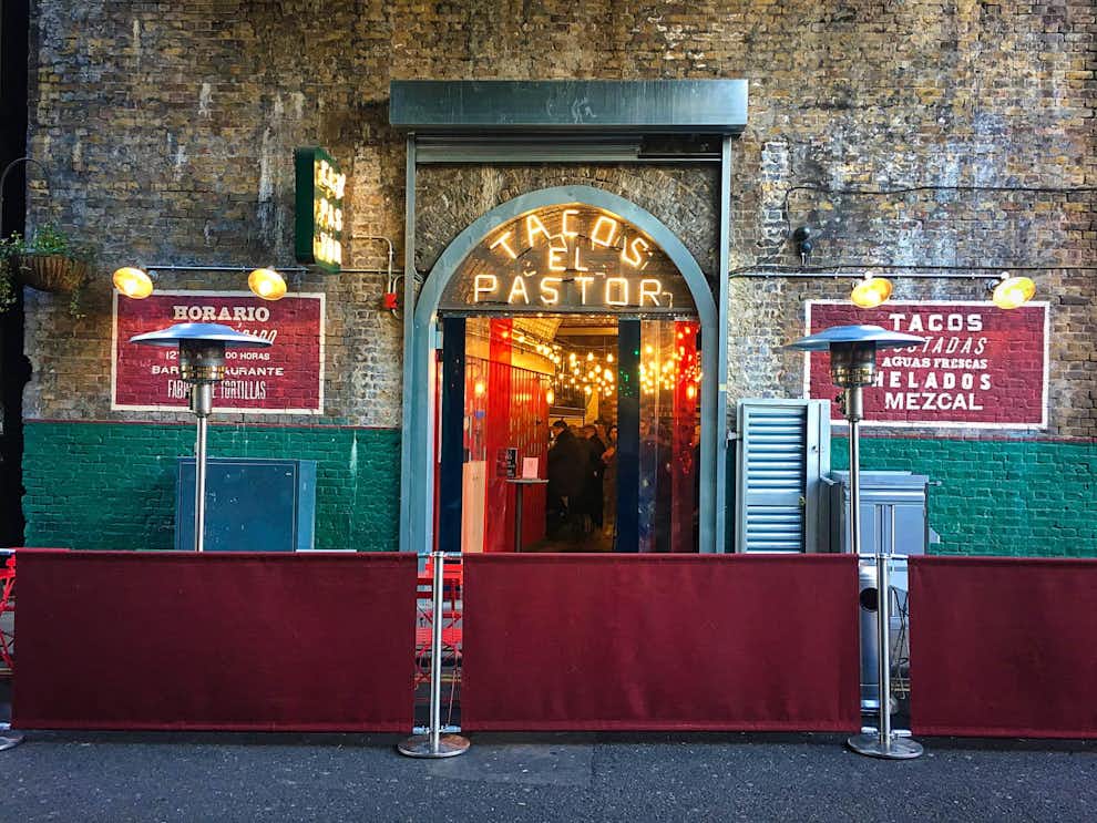 Harry Potter Londres — Caldero chorreante en Borough Market Caldero Chorreante Borough Market Londres