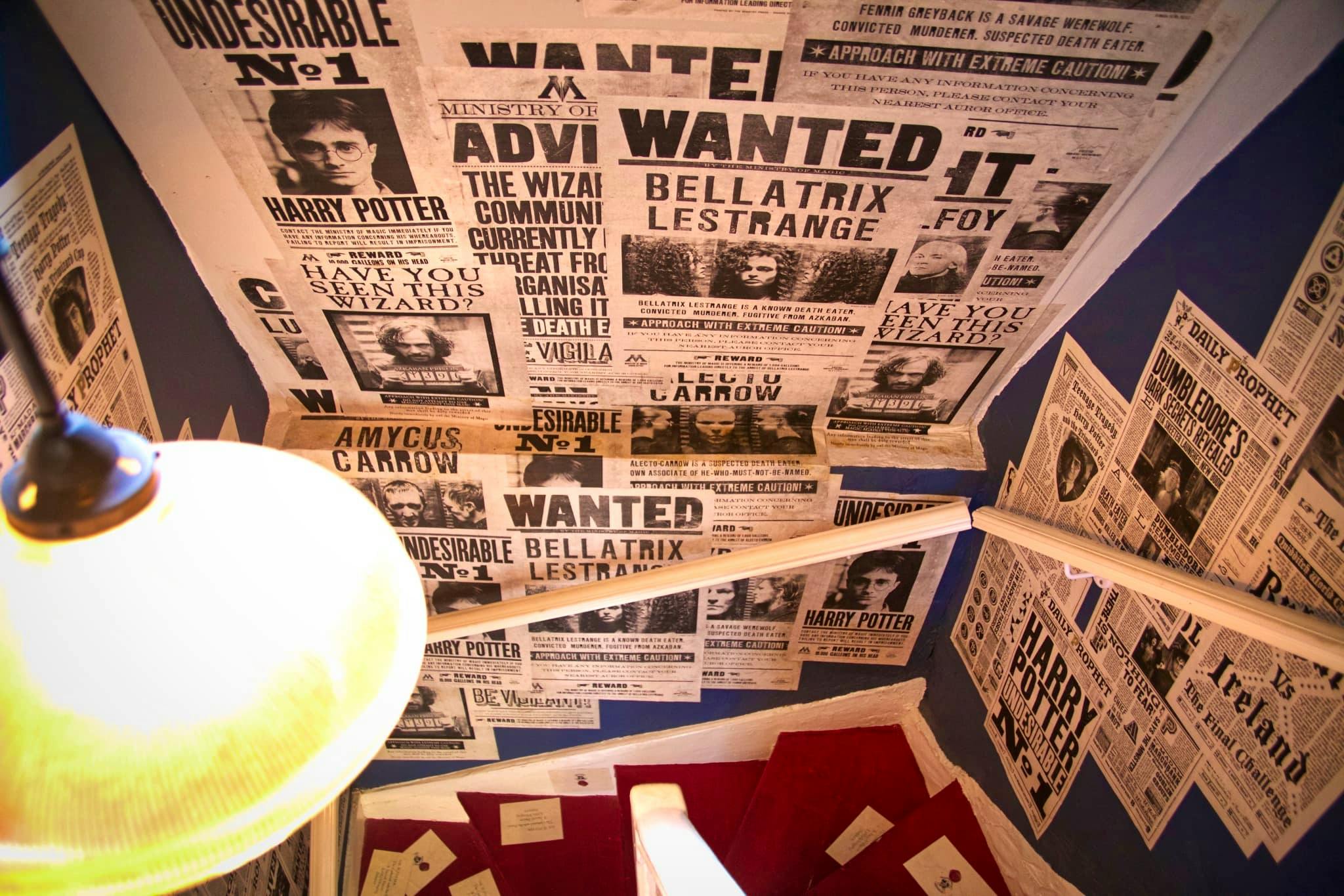 Escaleras Diario del Profeta House of MinaLima Londres