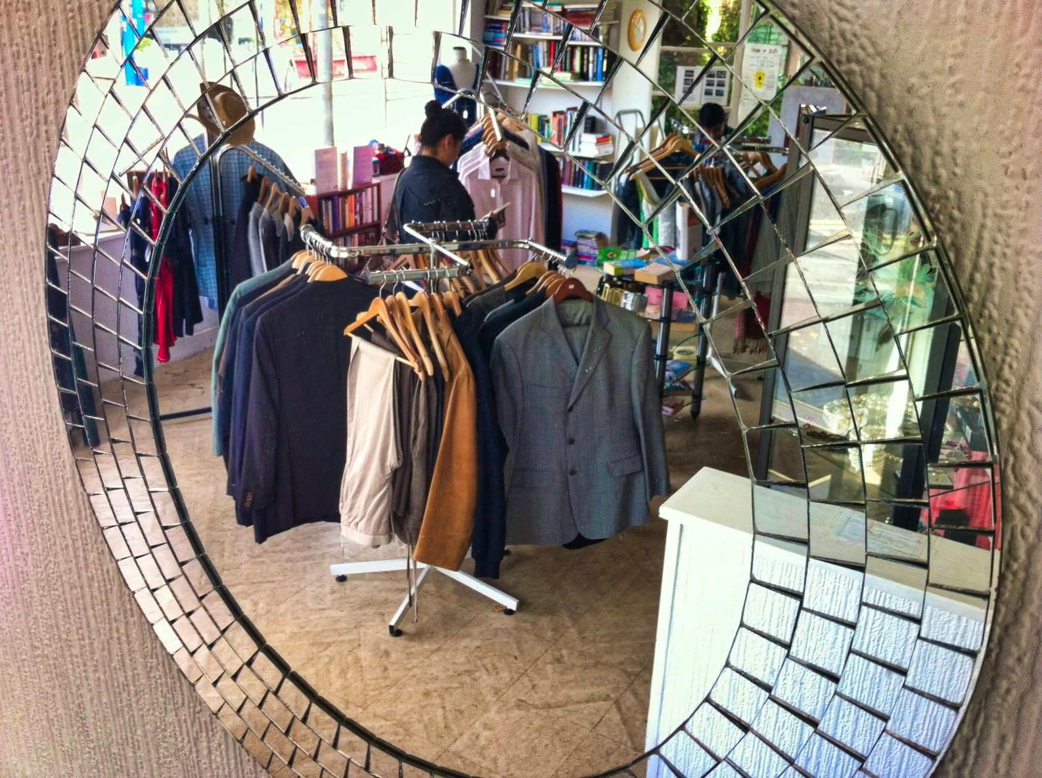 Ace Shop Charity Shops Londres