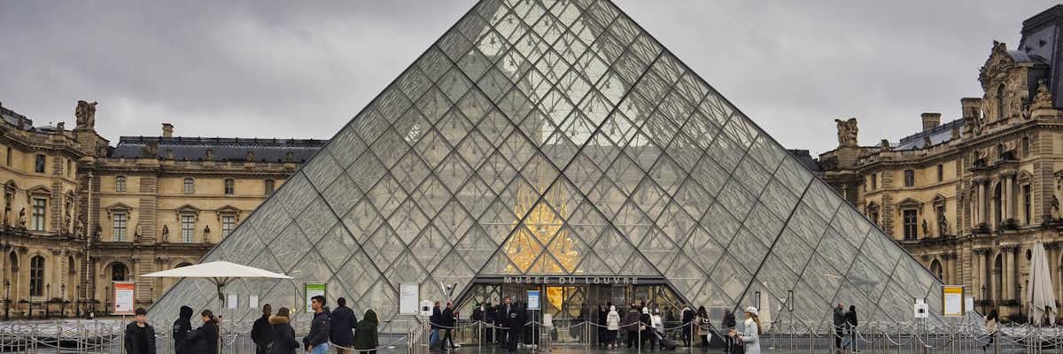 Cómo visitar Museo Louvre 2026 — Acceso Pirámide Apertura Piramide Louvre Paris