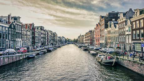 Visitar Ámsterdam en marzo 2023: qué ver, eventos de primavera, día de torres abiertas y más cosas que hacer 3 Canal Amsterdam En Marzo