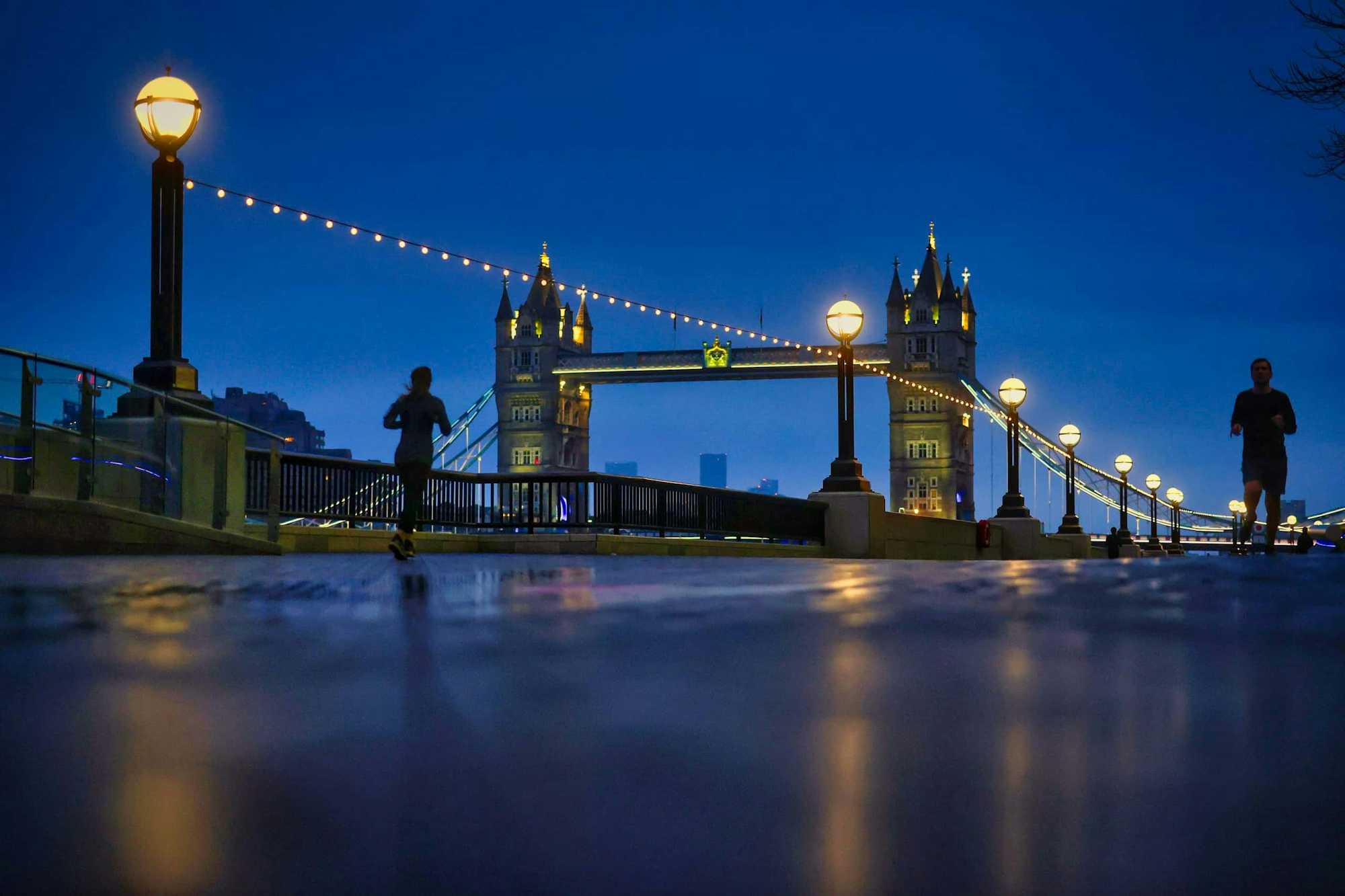 puente-torre-noviembre-londres_tuescapada-eu.jpeg