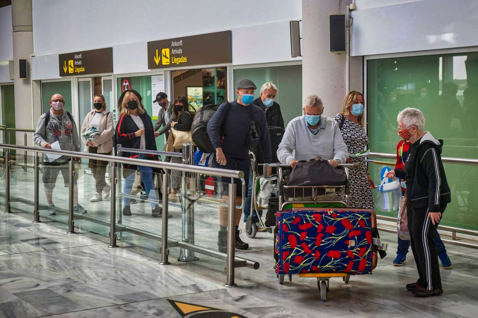 covid-canarias-relaja-restricciones_tuescapada-eu.jpeg