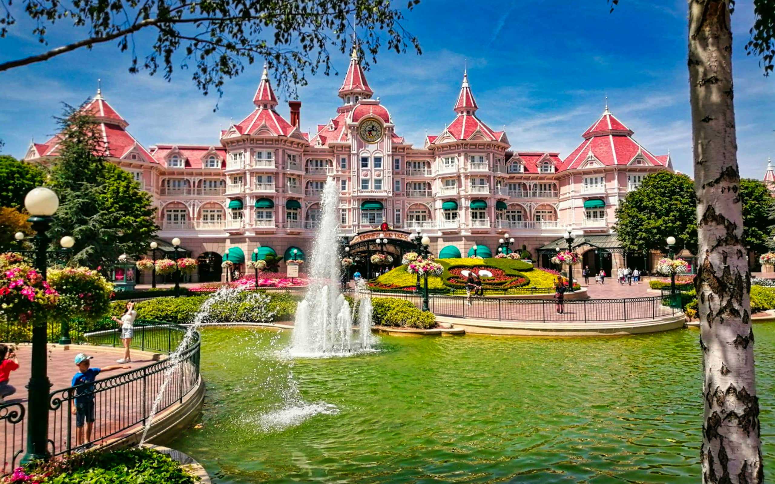 El hotel Disneyland de París permanecerá cerrado en 2021 para reformar sus habitaciones
