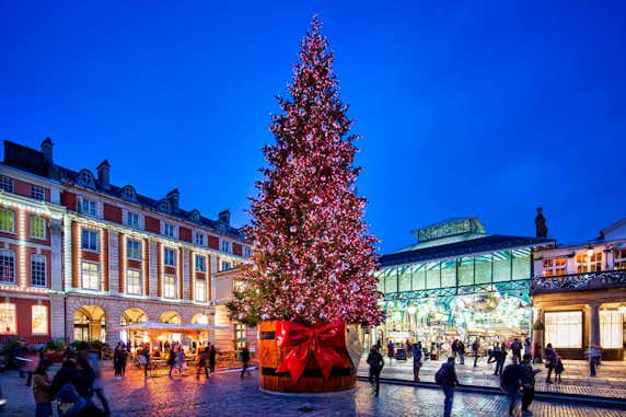 Costumbres navideñas en Londres: tradiciones de Navidad y celebraciones en Inglaterra 11 luces navidad en londres covent garden tuescapada eu
