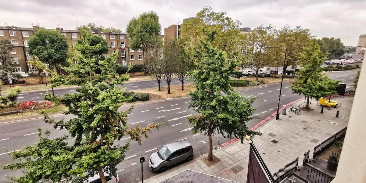 Habitaciones hotel Point A Kensington: vistas a Cromwell Rd desde cuarto 210 Fotos habitaciones hotel Point A Kensington: Vistas desde habitación 210 hotel Point A Kensington Olympia Londres