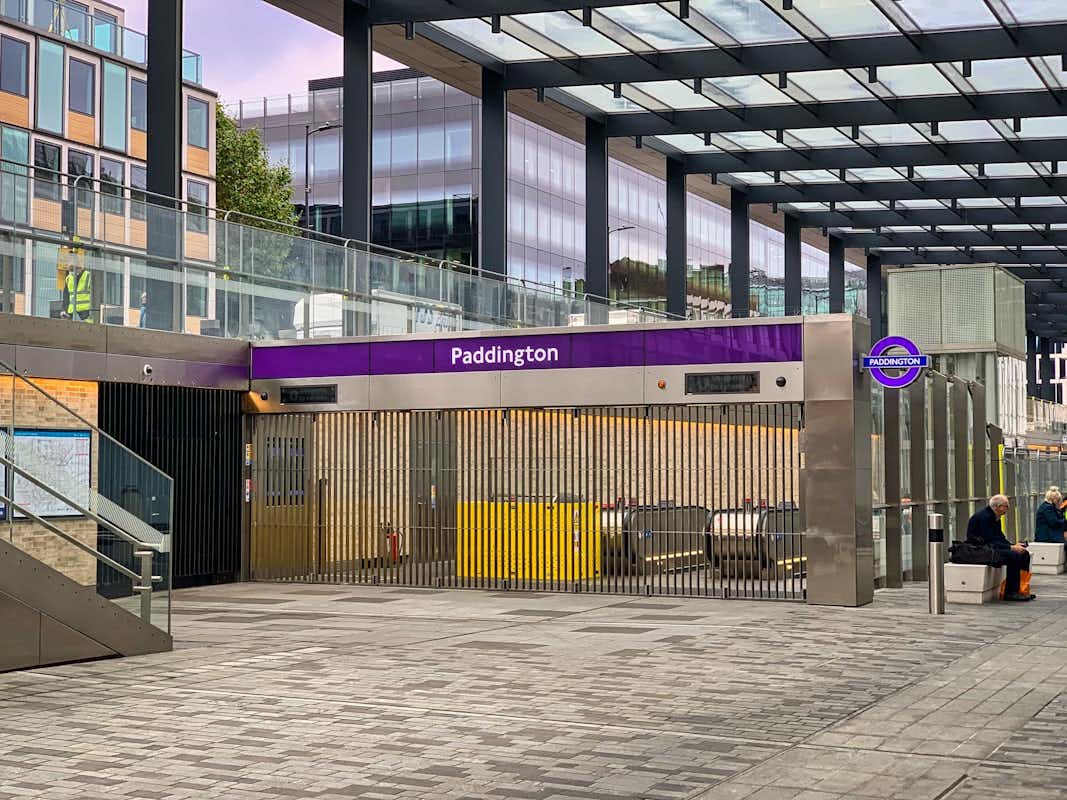 Acceso para la Elizabeth Line en la estación de tren de Paddington